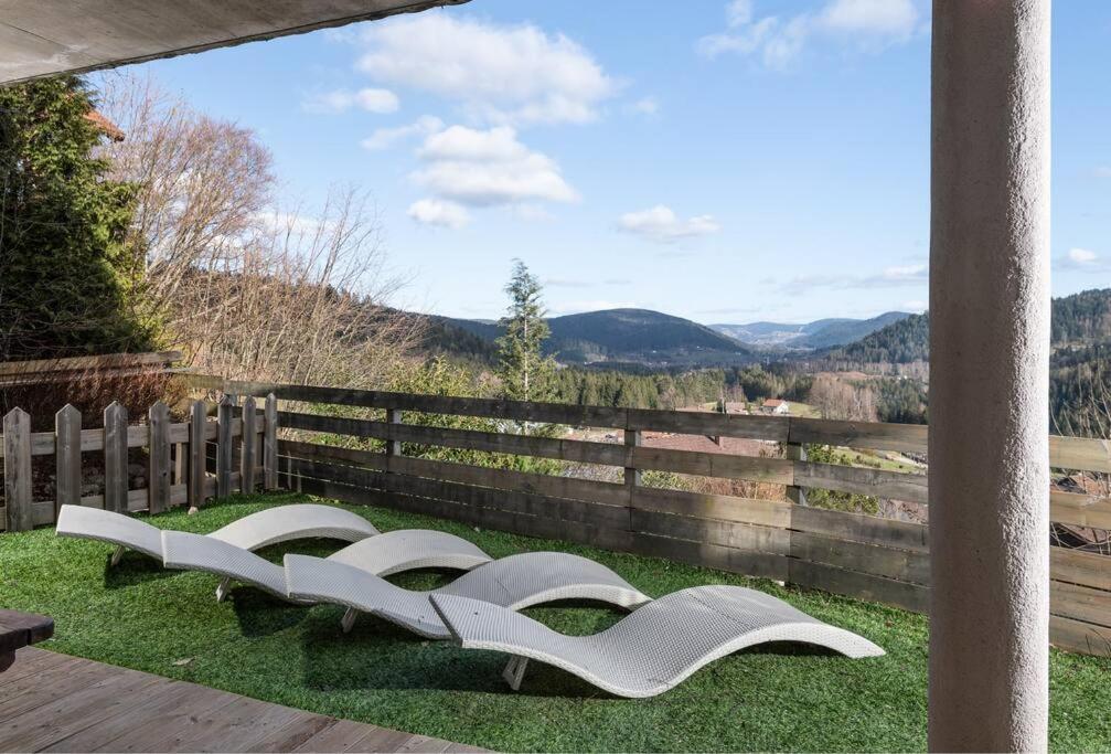 Luxueux Chalet Avec Vue Sur Les Pistes Et Le Hohneck Le Tholy Buitenkant foto